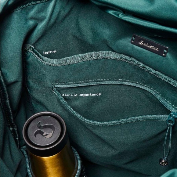 Lululemon Carry On Rucksack 12L Teal Shadow